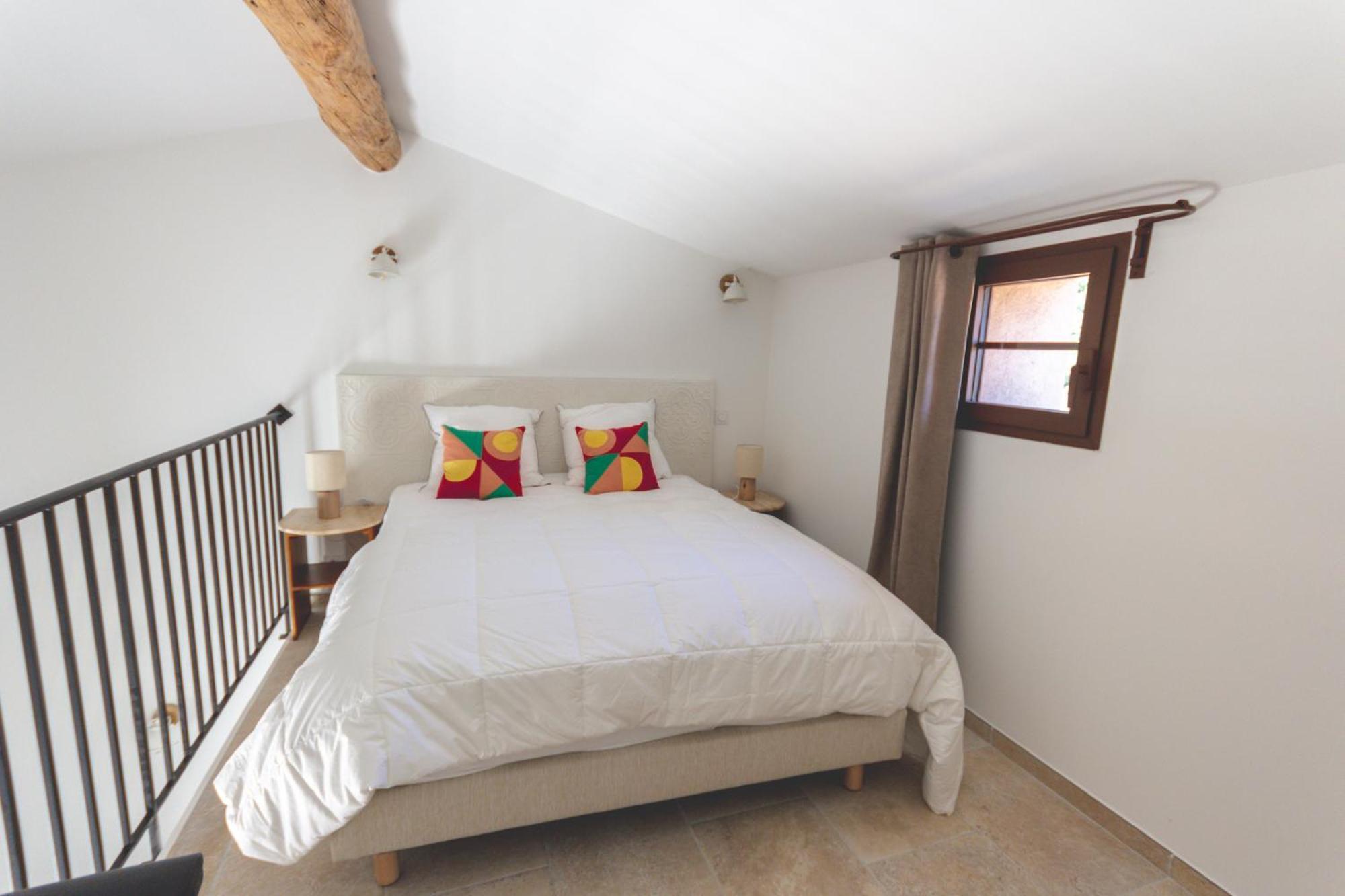 Le Baguier Hotel La Roquebrussanne Екстериор снимка